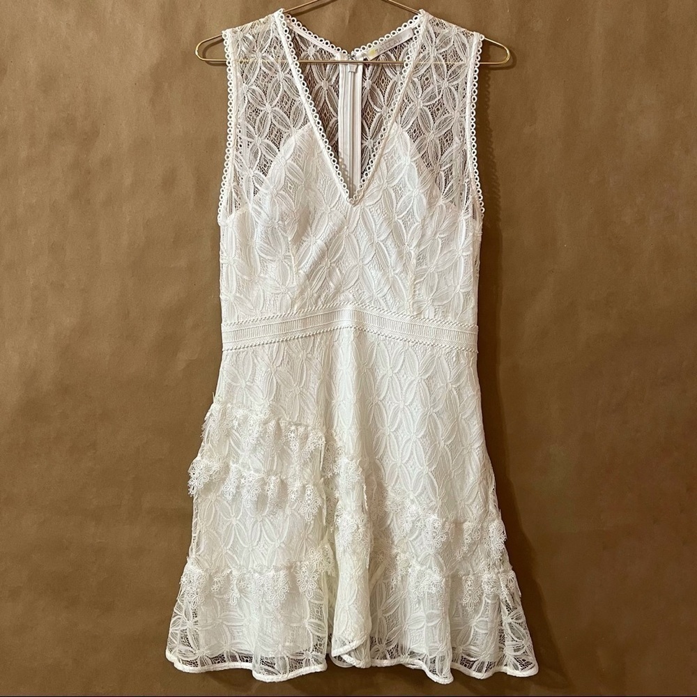 La Maison Talulah | Pursue Sleeveless Lace Mini Dress Bridal Wedding Size M